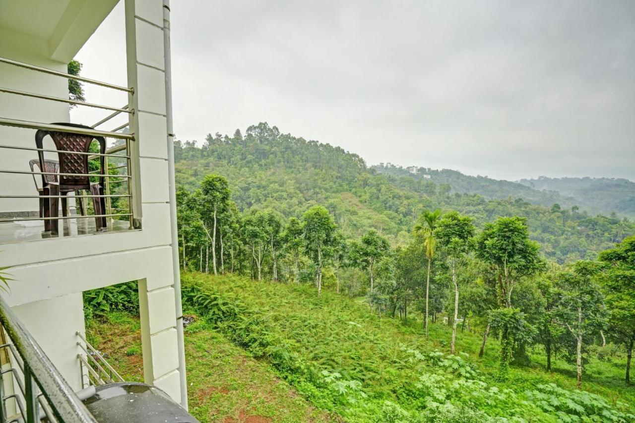 Oyo Flagship 81260 Star Lights Hotel Munnar Exterior foto